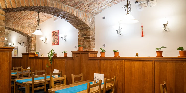 Zdravé a chutné: menu pro 1 nebo 2 osoby ve veganské, bezlepkové a raw restauraci v centru Brna