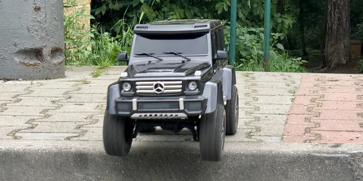 Zapůjčení RC modelu Mercedes G500 v měřítku 1:10 na 24 hodin, víkend i celý týden