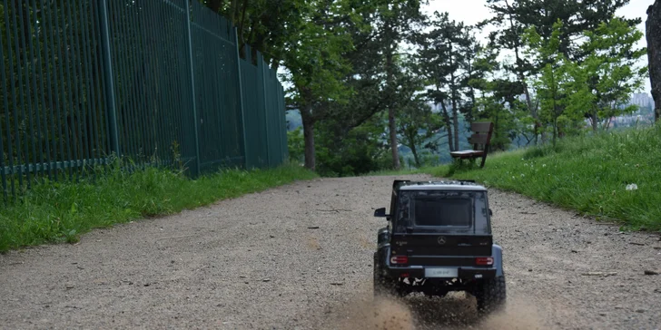 Zapůjčení RC modelu Mercedes G500 v měřítku 1:10 na 24 hodin, víkend i celý týden