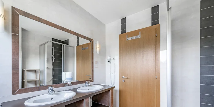 Dovolená v Tyrolsku: 3* horský hotel s polopenzí a 2500 km značených stezek