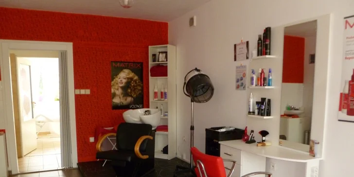 Kadeřnický balíček pro dámy s barvením nebo melírem