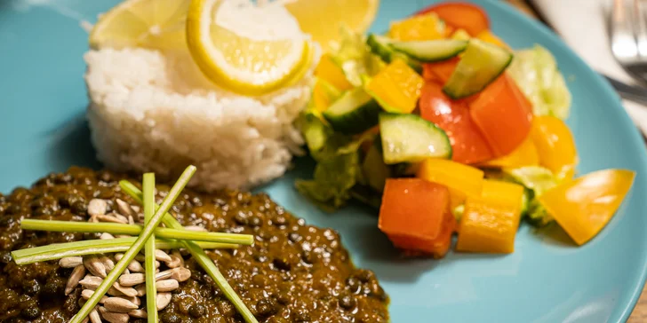 Zdravé a chutné: menu pro 1 nebo 2 osoby ve veganské, bezlepkové a raw restauraci v centru Brna