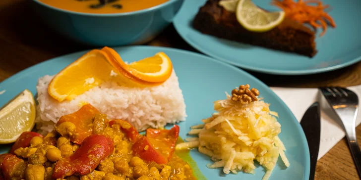 Zdravé a chutné: menu pro 1 nebo 2 osoby ve veganské, bezlepkové a raw restauraci v centru Brna