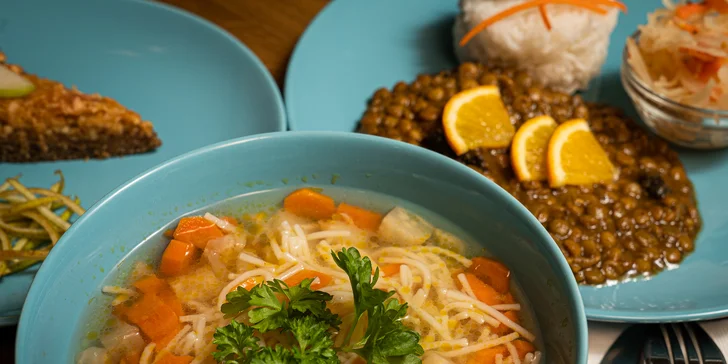 Zdravé a chutné: menu pro 1 nebo 2 osoby ve veganské, bezlepkové a raw restauraci v centru Brna