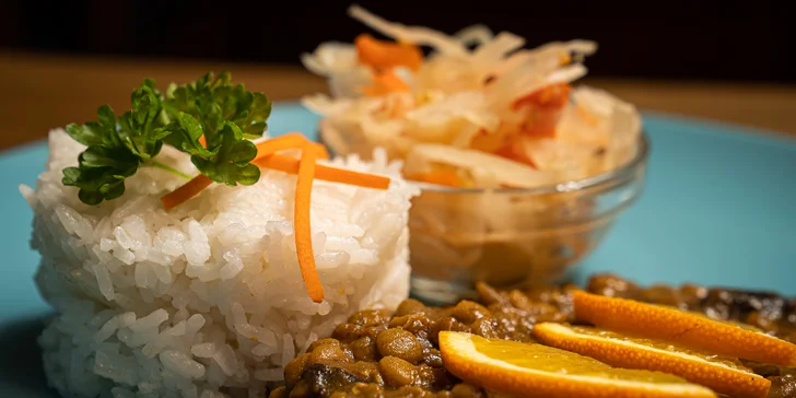 Zdravé a chutné: menu pro 1 nebo 2 osoby ve veganské, bezlepkové a raw restauraci v centru Brna