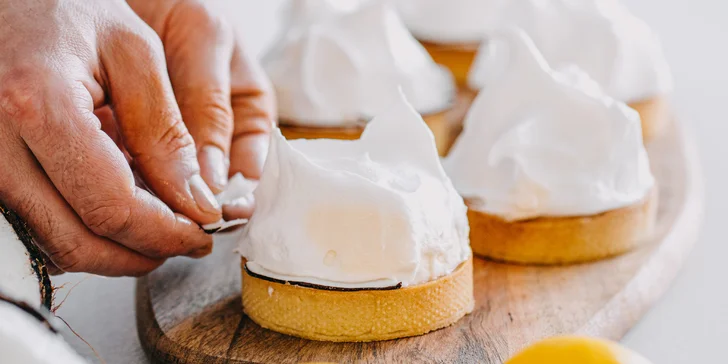 Online kurzy z dílny Sweet Flow: domácí kváskový chléb nebo minidezerty Sweet Tapas