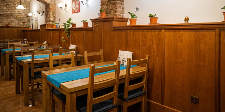 Zdravé a chutné: menu pro 1 nebo 2 osoby ve veganské, bezlepkové a raw restauraci v centru Brna
