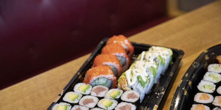 Sety 14–68 kousků sushi s rybami i zeleninou a k nim minizávitky