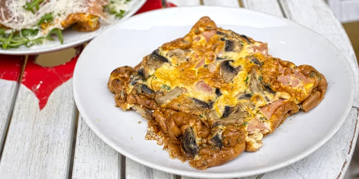 Italská Frittata podle výběru z 8 druhů a tiramisu pro 1 i 2 osoby