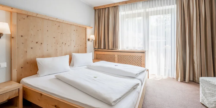 Dovolená v Tyrolsku: 3* horský hotel s polopenzí a 2500 km značených stezek