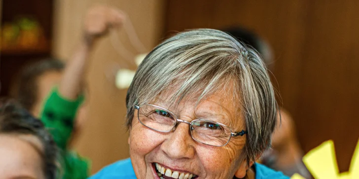 Pomozte seniorům, kteří chtějí pomáhat: příspěvek pro ADRA ČR a její seniory-dobrovolníky