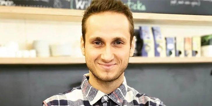 Zkuste nové chutě: netradiční latté podle výběru ve vegan restauraci pro dva