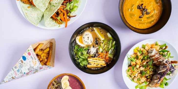 Veganská jídla v BlackKale: rýže s kimchi nebo houbový burger s farmářským vejcem