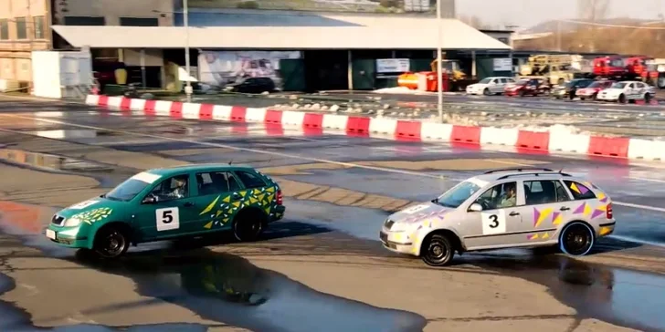 Týmový zážitek Plastic Drift včetně pohonných hmot a profi instruktora