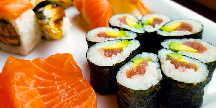 Set 46 či 101 ks sushi ze Stodolní s sebou: losos či kreveta i okurka a avokádo