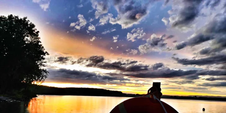 Zábava na šlapadle, paddleboardu, flyboardu či vodním skútru
