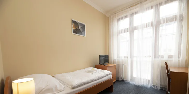 Načerpejte síly: odpočinkový pobyt v lázeňském městě se snídaní a láhví sektu