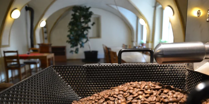 Otevřené vouchery do Obývák coffee & cocktail bar s vlastní pražírnou