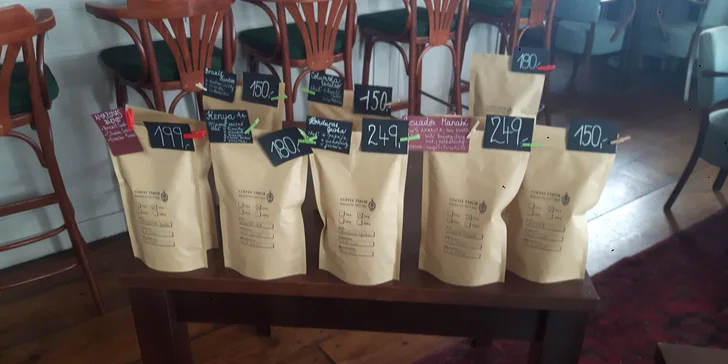 Otevřené vouchery do Obývák coffee & cocktail bar s vlastní pražírnou