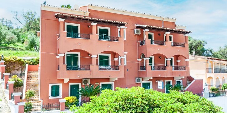Letní dovolená na ostrově Korfu: 3* apartmány v klidné lokalitě, 5 minut na pláž
