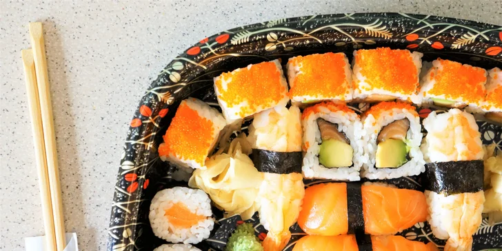 Asie klidně i v Brně: 28, 40 nebo 50 ks sushi s lososem i tuňákem