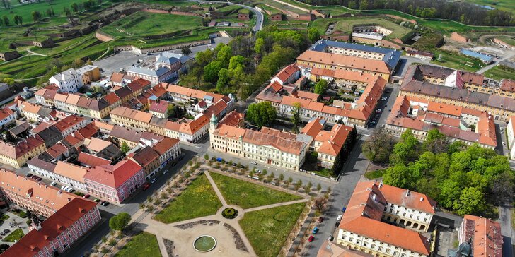 České středohoří i památky Terezína: ubytování i s jídlem přímo ve městě