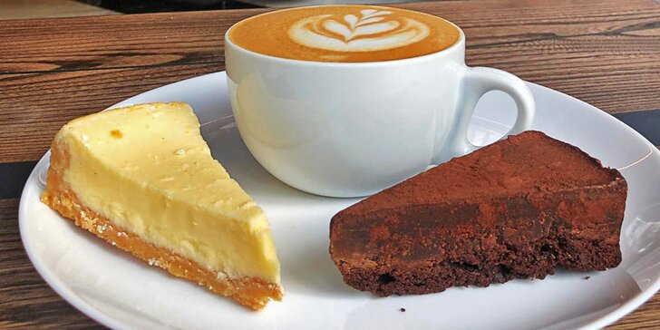 Káva s dortem pro 1 i 2 os. kousek od Edenu: latte, americano, cappucino a víc, cheesecake i jablečný pie