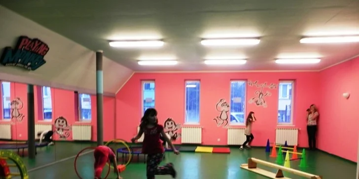 Cvičení pro ženy i pro děti v klubu Playing Monkey