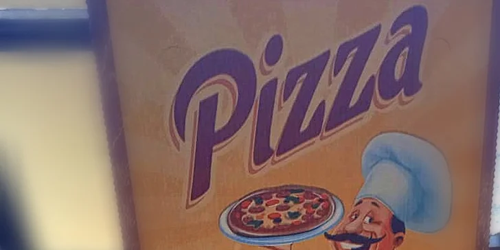 Kulatý a křupavý oběd: pizza podle výběru z 5 druhů na odnos s sebou