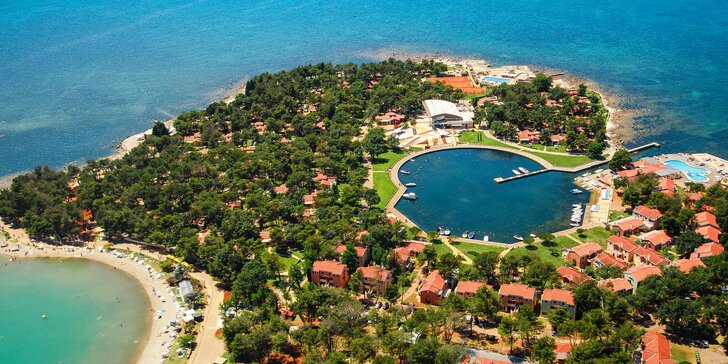 Léto na chorvatské Istrii: 3* apartmány u pláže, bazény, hřiště i animační programy