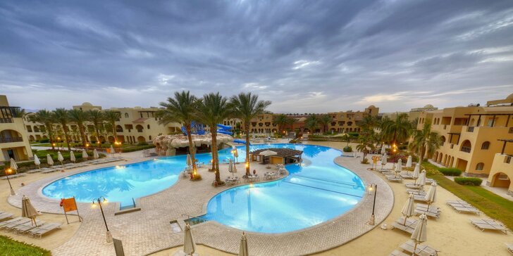 Hurghada v Egyptě: 4* resort u pláže, s bazény a all inclusive a letenka