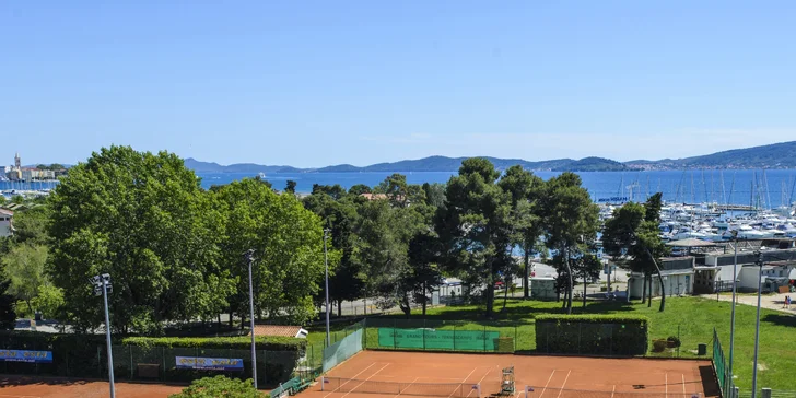 Letní dovolená v chorvatském Zadaru: 4* hotel s all inclusive, u pláže a s bazény