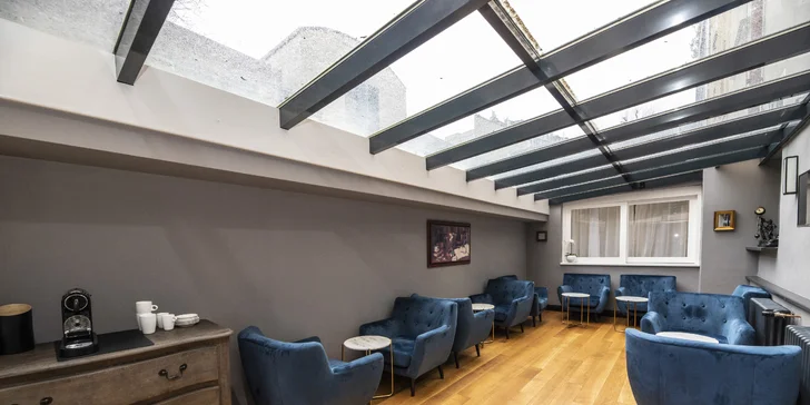4* pobyt v historickém centru Prahy se snídaní i romantickým menu v restauraci u Karlova mostu