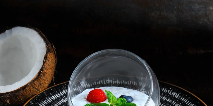 Čtyřchodové indické menu pro 2 osoby: vegetariánské nebo s masem
