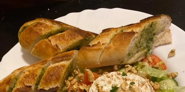 Polední menu v plzeňské restauraci: česká klasika i sladká jídla a těstoviny
