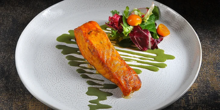Čtyřchodové indické menu pro 2 osoby: vegetariánské nebo s masem