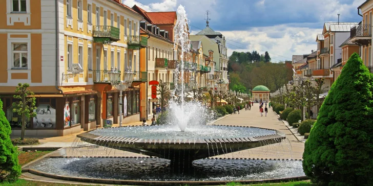 Relax ve Františkových Lázních s polopenzí, procedurami a bazénem