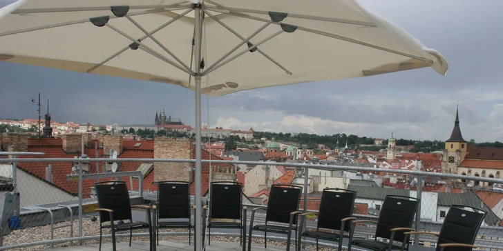 Občerstvenie vám pripravia a odnesú až na strešnú terasu. 