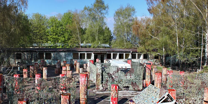 Čtyři hodiny paintballu ve vojenských kasárnách vč. munice a nápoje