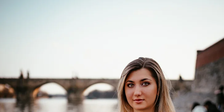 Fotografování v exteriéru: rodinné, párové i těhotenské, 15 až 25 fotografií
