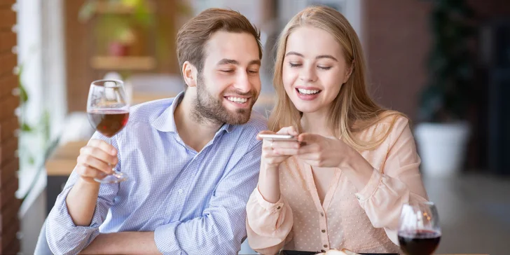 Užijte si společnou zábavu: třicetidenní partnerská výzva pomocí SMS