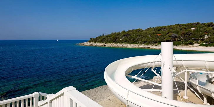 4* apartmánový resort v letovisku Pula: ubytování až pro 4 osoby, 200 m od pláže, s bazény a tobogánem, možnost snídaní
