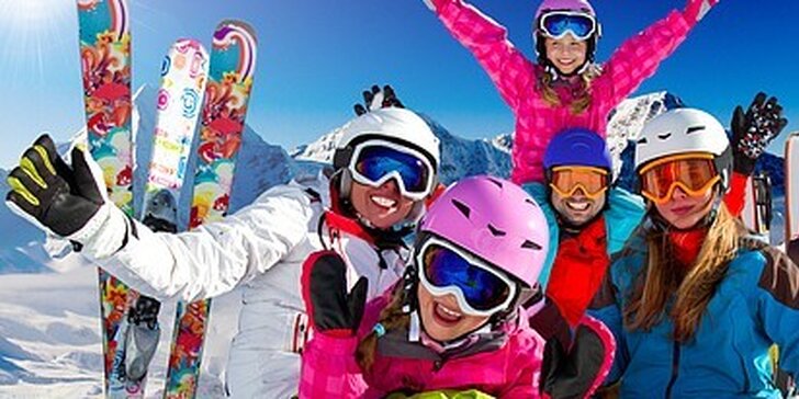 Celosezónní půjčení dětského lyžařského kompletu