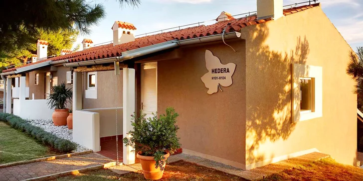 4* apartmánový resort v letovisku Pula: 200 m od pláže, s bazénem a tobogánem