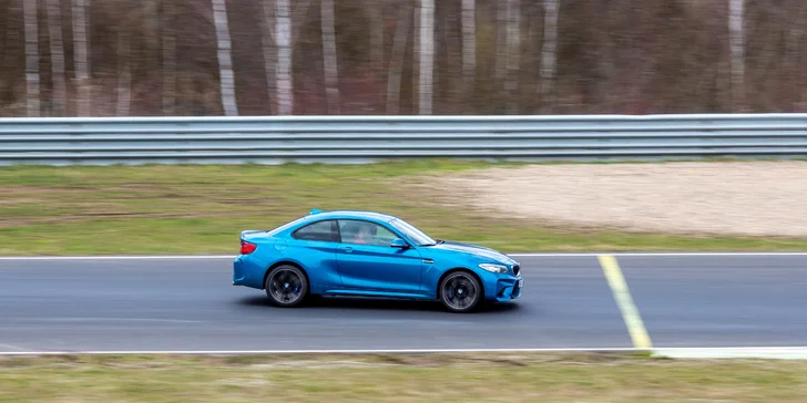 1–4 kola na okruhu v Mostě či Brně řidič či spolujezdec BMW M2 nebo M3