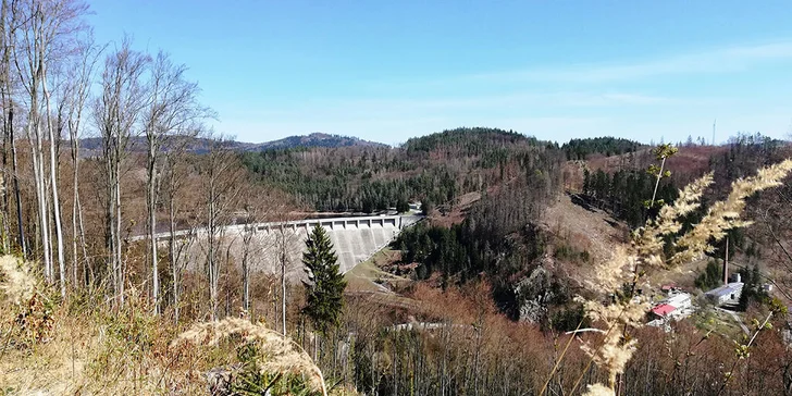 Celodenní kurz skupinového lezení po ferratách nad Vírem na Vysočině pro 1 nebo 2 osoby