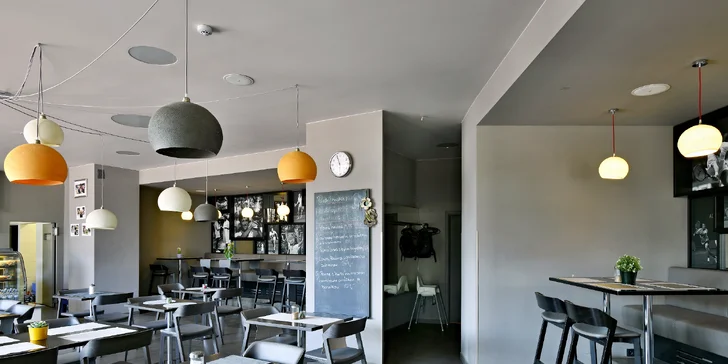 Snídaně dle výběru v Tiebreak restaurantu: perfektní začátek dne o samotě či ve dvou
