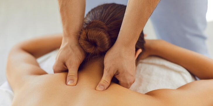 Dopřejte si relax: klasická celotělová masáž nebo masáž zad a šíje