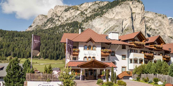 Léto v italských Dolomitech: 4* hotel ve Val Gardena s polopenzí
