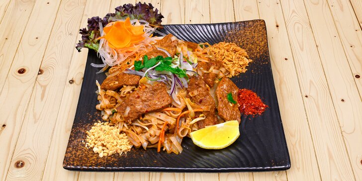 Vietnamské či thajské jídlo pro 2: s hovězím, kuřecím, kachnou i veganské